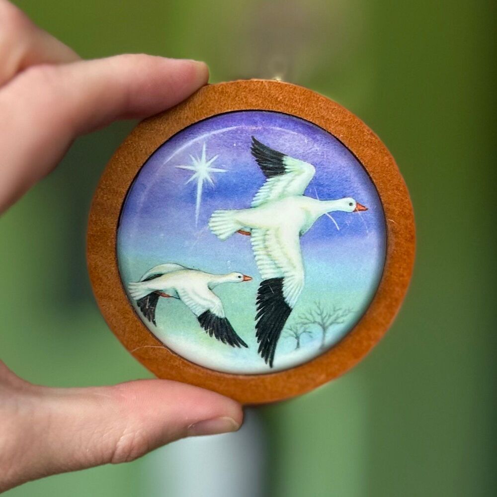 ❌SOLD VTG Snow Goose Charming Wooden Accent Display